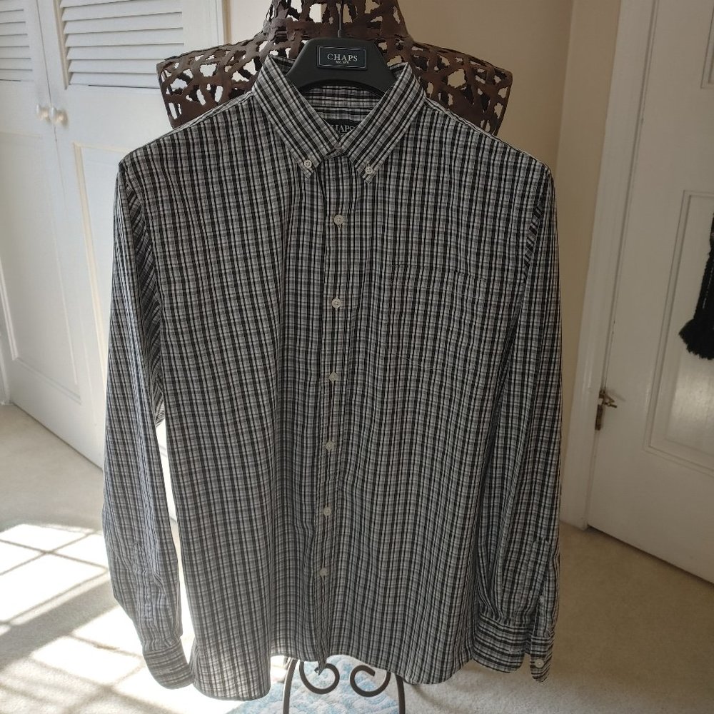 Men's Chaps XL long sleeved shirt